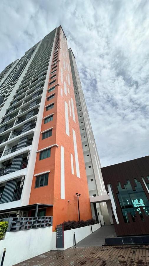 D Naurah Meritus Guesthouse بيراي المظهر الخارجي الصورة