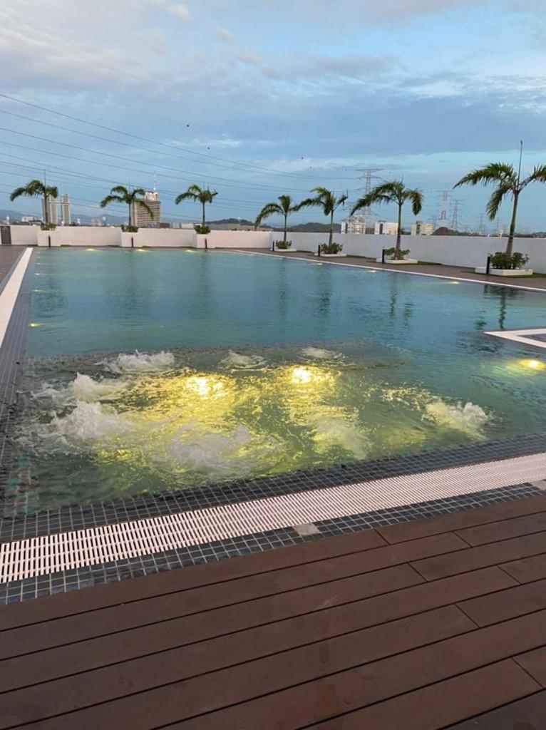 D Naurah Meritus Guesthouse بيراي المظهر الخارجي الصورة